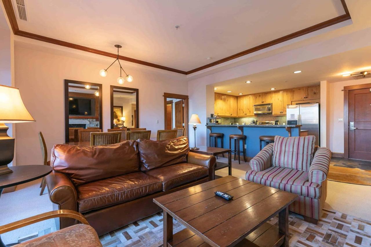 East West Hospitality At Tahoe Truckee Exterior photo