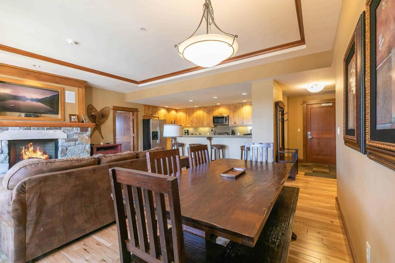 East West Hospitality At Tahoe Truckee Exterior photo