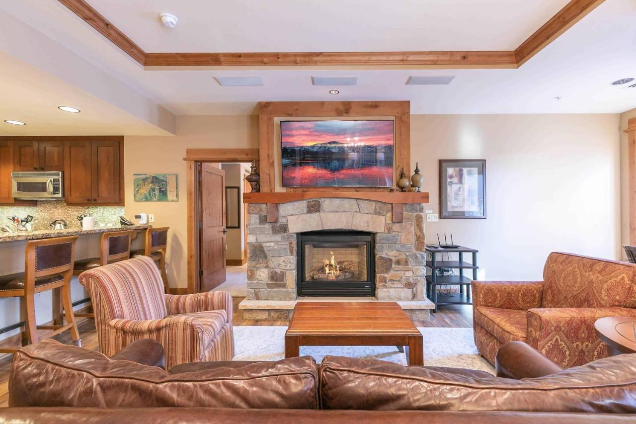 East West Hospitality At Tahoe Truckee Exterior photo